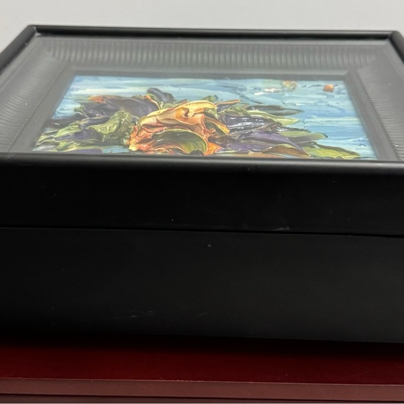 Renea Menzies Beautiful 3-D Oil Sculpted Flower Painting Black Jewelry Box - Picture 5 of 9